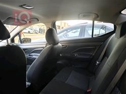 نيسان فيرسا